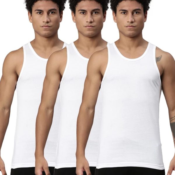 Levi's 012 Classic Vest for Men with Side Branding, Tag Free Comfort & Smartskin Technology
