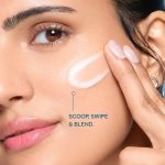 POND'S Super Light Gel Oil Free Face Moisturizer 300 g | With Hyaluronic Acid & Vitamin E for Fresh Glowing Skin & 48 hr Hydration - Daily Use - Image 5
