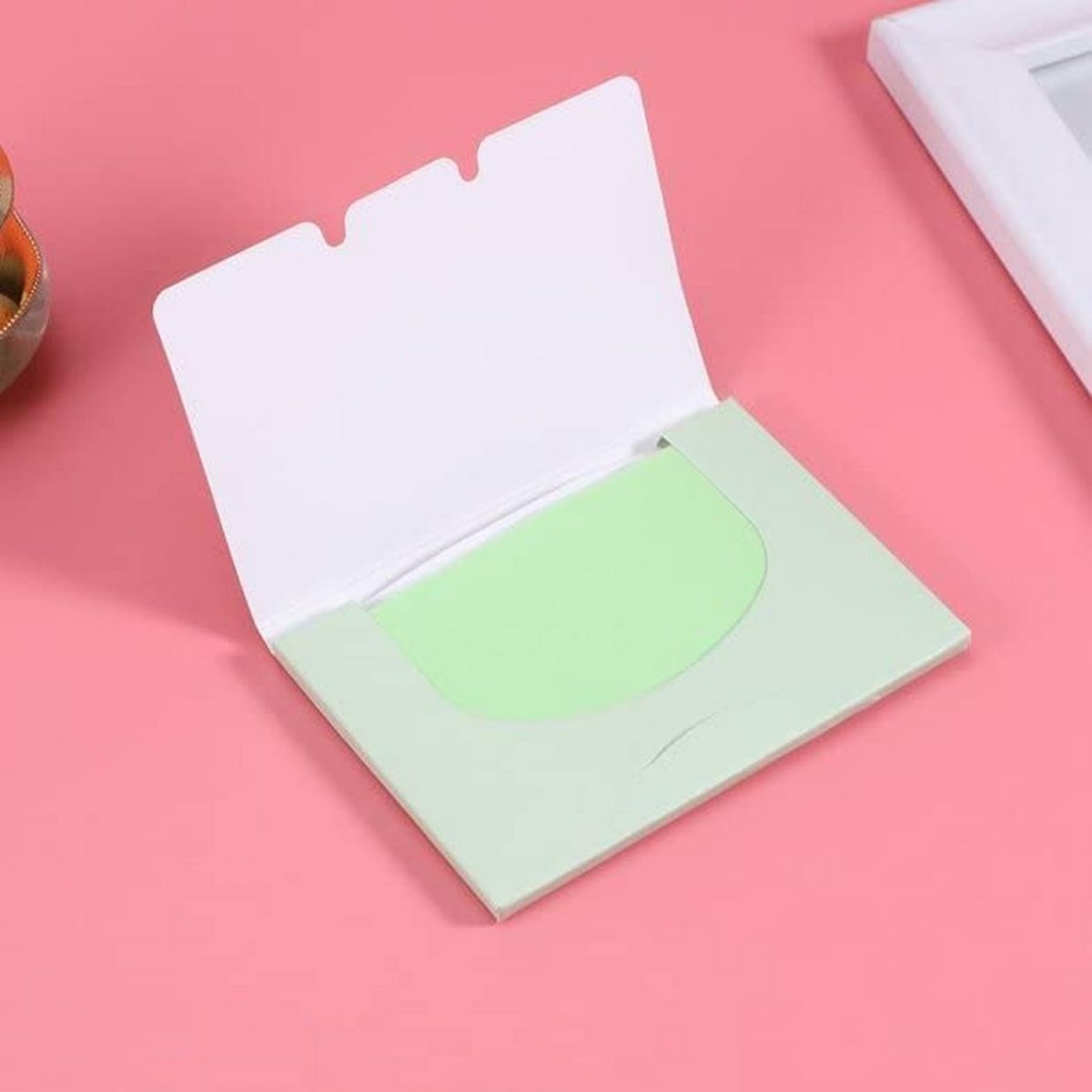 KICHKER Green Tea Infused Premium Oil Blotting Sheets - 100 Pcs Thick Facial Blotting Papers for Oily Skin, Acne Control, and Makeup-Friendly Shine Control- penser Pack for Women and Men - Image 5