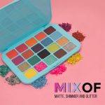 Glam21 Eyeshadow Palette 20 Combination of Mattes and Shimmers|Multicolored | Super Bendable Formula| Ultra Pigmented| Stunning Finish |Eye Makeup Palette |Infinite looks | Stary Eyes|20gm - Image 4