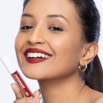 Mamaearth Naturally Matte Lip Serum - Matte Liquid Lipstick with Vitamin C & E For Upto 12 Hour Long Stay - 04 Chirpy Cherry (Berry) - 3 ml - Image 3