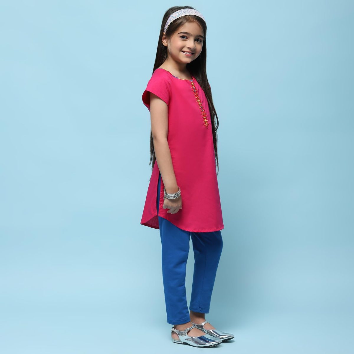 BIBA Girls Cotton Straight Kurta Capri Suit Set - Image 4