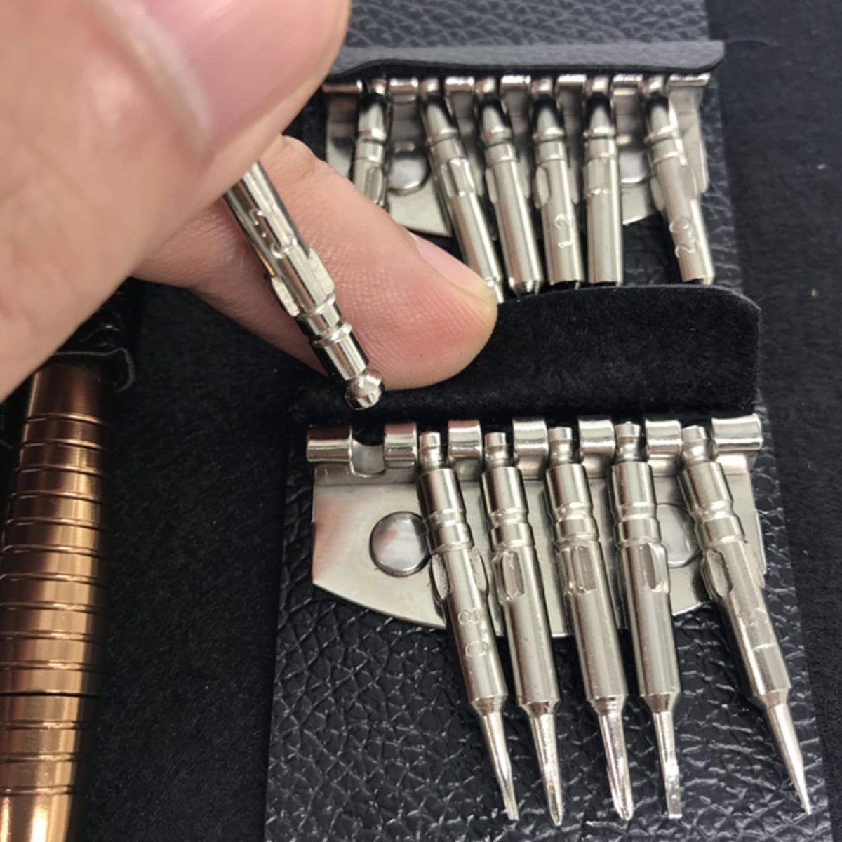 Zaptec 25 in 1 Precision Small Magnetic Screwdriver Set Multi Pocket Repair Tool Kit for Mobile, Laptop, Electronics, iPad, Mackbook, Watch - Image 5