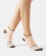 Jockey 7480 Women's Compact Cotton Stretch Low Show Modern Socks with Stay Fresh Treatment (Pack of 2) - Image 4