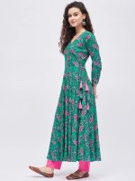 Tissu Women's Rayon Floral Regular Kurta - Image 3
