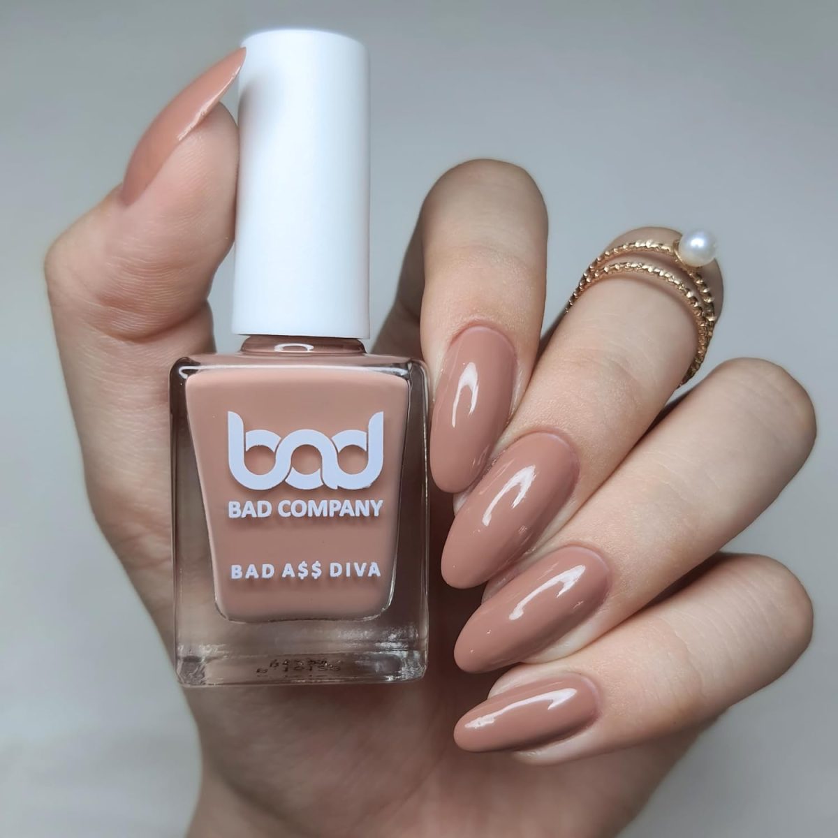 BAD COMPANY Nude Nail Polish 10ML, No Toxin Glossy Nude Nail Polish, Long Lasting, Chip Resistant, Vegan, Quick Dry & Cruelty-Free (Trust The Process - 60) Nail Paint - Image 4