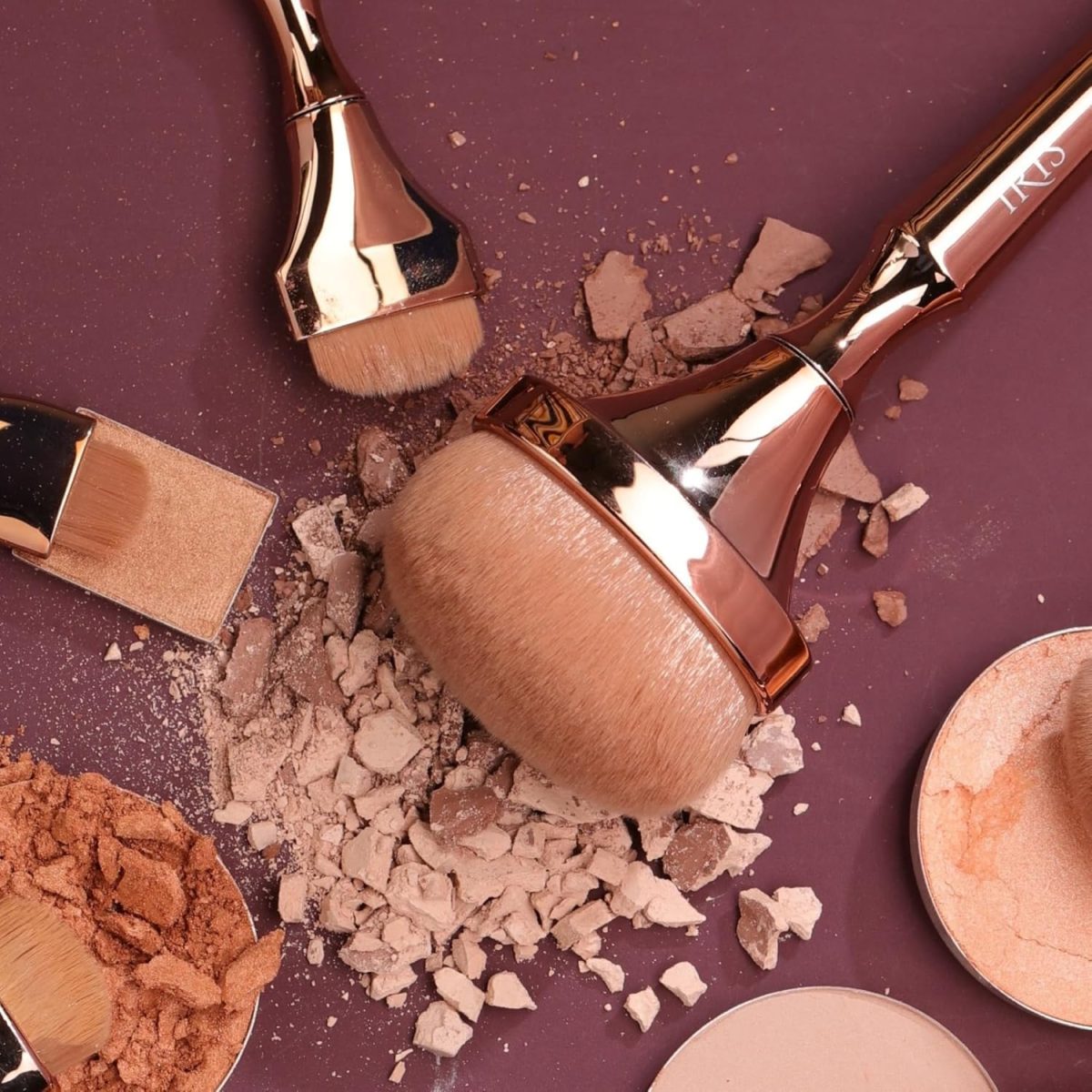 Iris Luminous HD Nose Contour Brush | Expert Makeup Tool for Precision Contouring | Cruelty-Free & Vegan | Synthetic Fibres | Best Nose Contour Brush | Rose Gold - Image 4