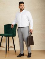 Amazon Brand - Symbol Men's Solid Cotton Formal Shirt | Plain | Full Sleeve - Regular Fit (Available in Plus Size and Combo Packs) - Image 5