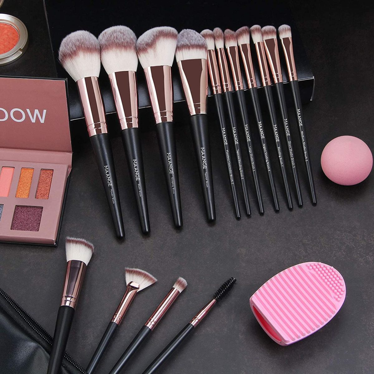 MAANGE Professional Makeup Brushes 15 Pcs Synthetic Makeup Brushes Set with 1 Makeup Sponge & 1 Brush Cleaner (Black Gold) - Image 7