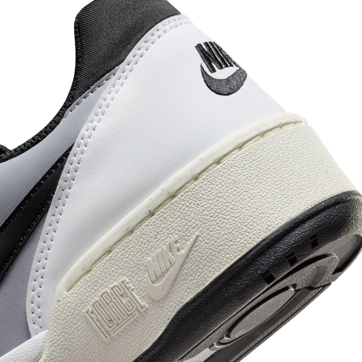 NIKE Men Shoes - Image 5