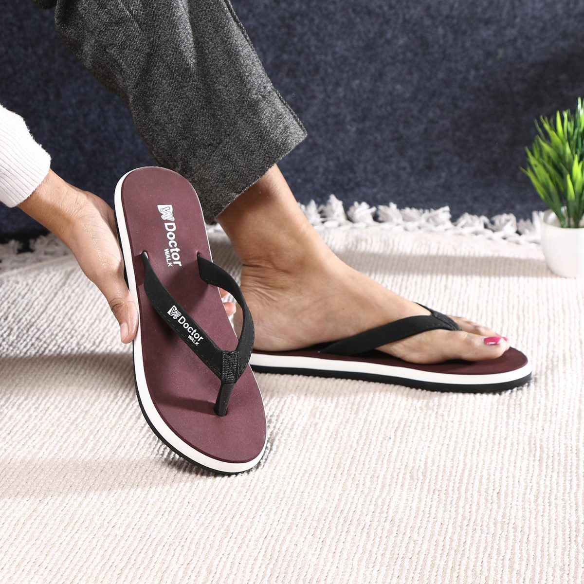 Doctor Walk Flip Flop for Women | Soft Comfortable | Breathable | Fashionable | Stylish | Trendy | Super soft | Lightweight | Anti-Slip Sole | Indoor & Outdoor | (DW-04) (Black) - Image 4