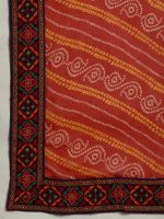 KAVINDI Women's Georgette Half & Half Bandhani Printed Saree With Unstitched Blouse - Image 5