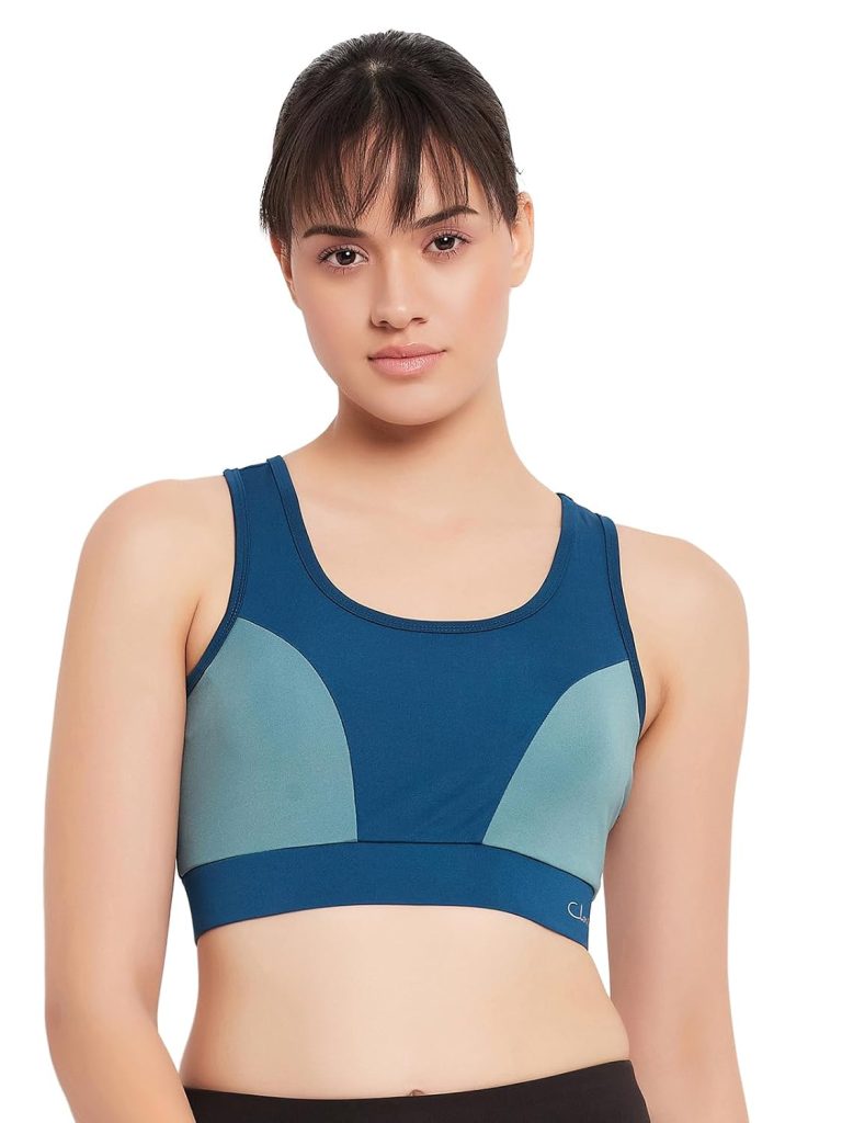 Clovia Women's Polyester Medium Impact Padded Racerback Sports Bra