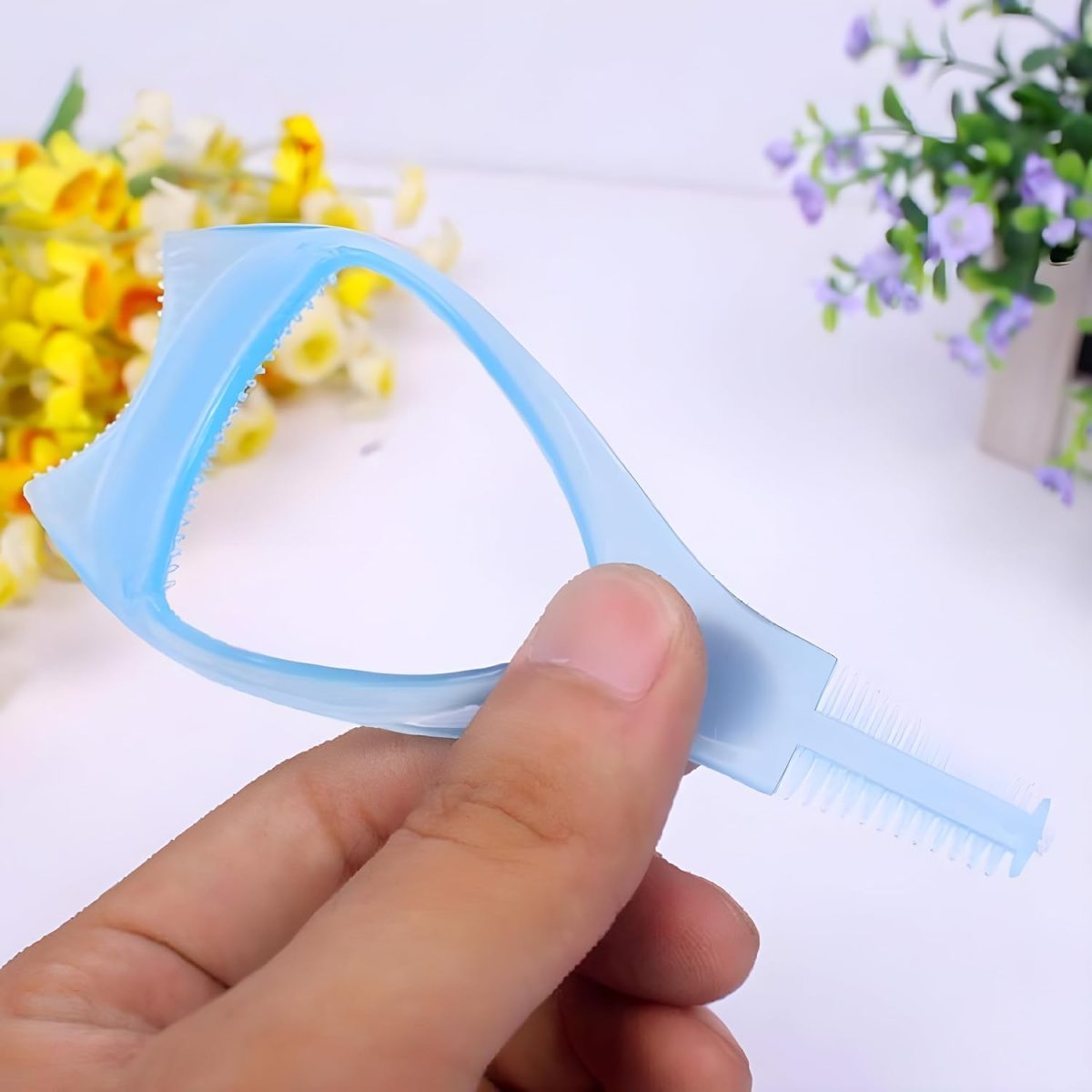 Trendy Look Mascara Applicator For Women | Precision Mascara Tool for Flawless Lashes and Easy Application - Image 5