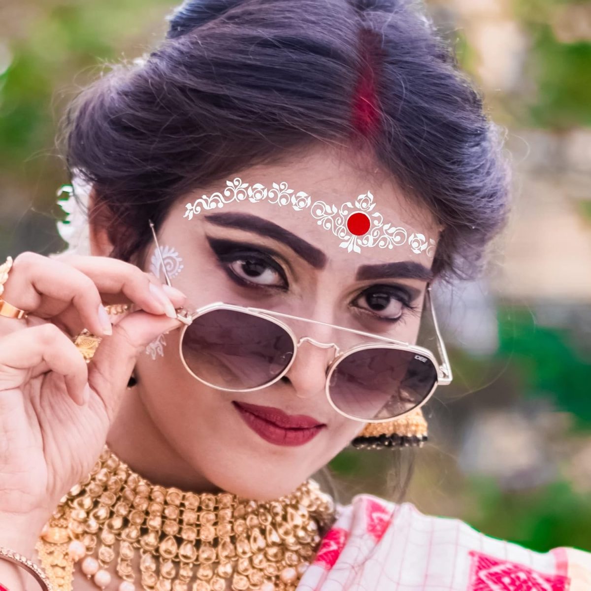 Comet Busters Traditional Bridal Bengali Wedding Bindi For Women (BENGALI-1) (BV1983) - Image 4