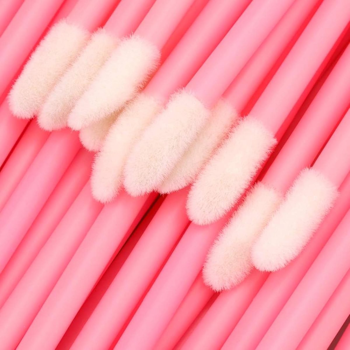 100Pcs Lipstick Brush, Makeup Brush Set, Includes 50 Hollow Black and 50 Hollow Pink Wands, Ideal for Lipstick, Lip Gloss, Eyeshadow, and Concealer Application, Travel-Friendly Makeup Applicator Kit - Image 7
