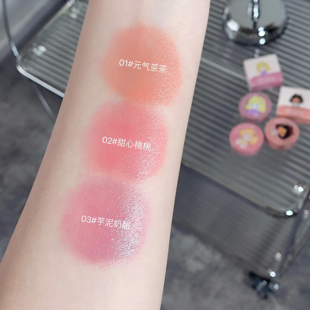 GEGE BEAR Air Cushion Blusher - Long-Lasting Cheek Glow in 3 Natural Shades with Puff Applicator, Portable & Lightweight Design (#302, 3.5g) - Image 2