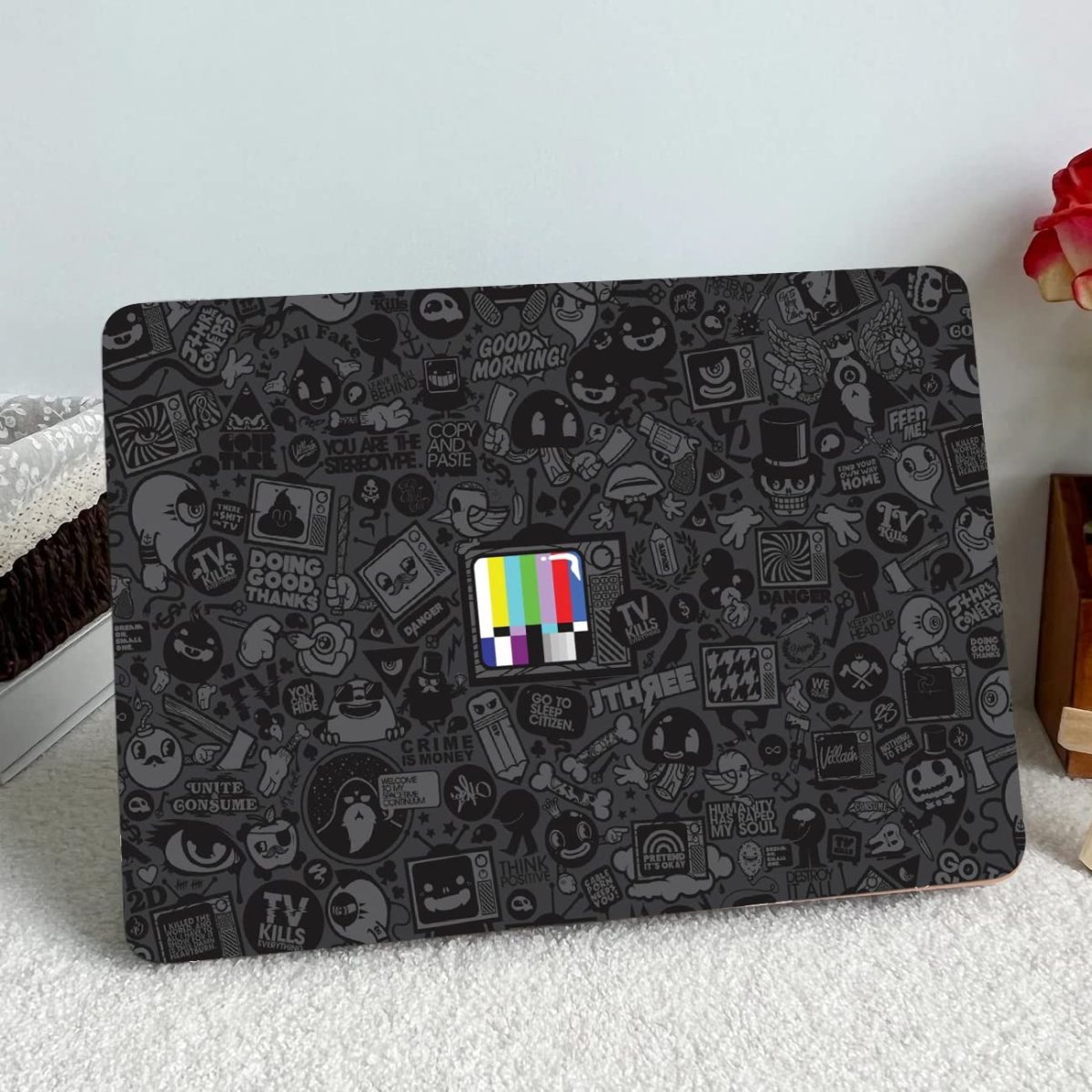 ISEE 360® Black n White Laptop Skin Vinyl Stickers for All Laptop Multicolour Size L X H 16 X 11 Inch