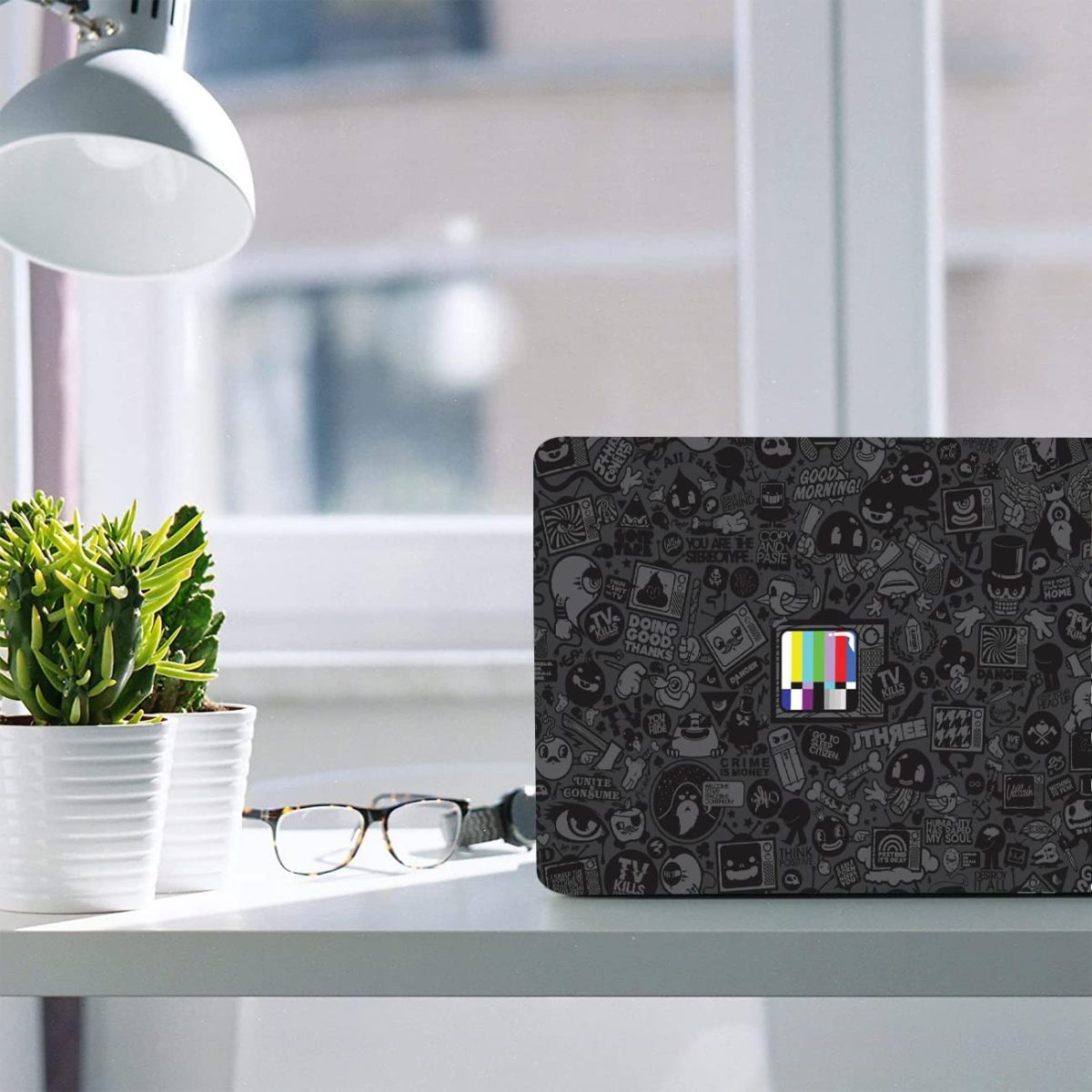 ISEE 360® Black n White Laptop Skin Vinyl Stickers for All Laptop Multicolour Size L X H 16 X 11 Inch - Image 2