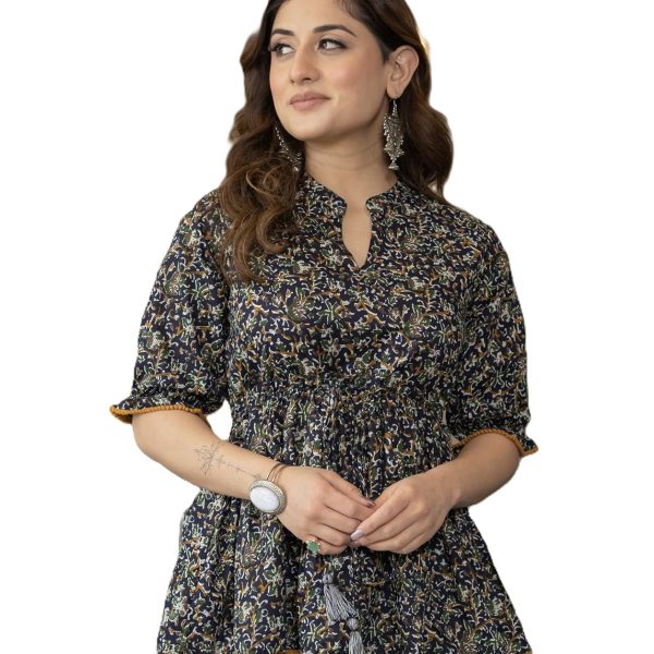 Arayna Women's Cotton Comfort Fit Top