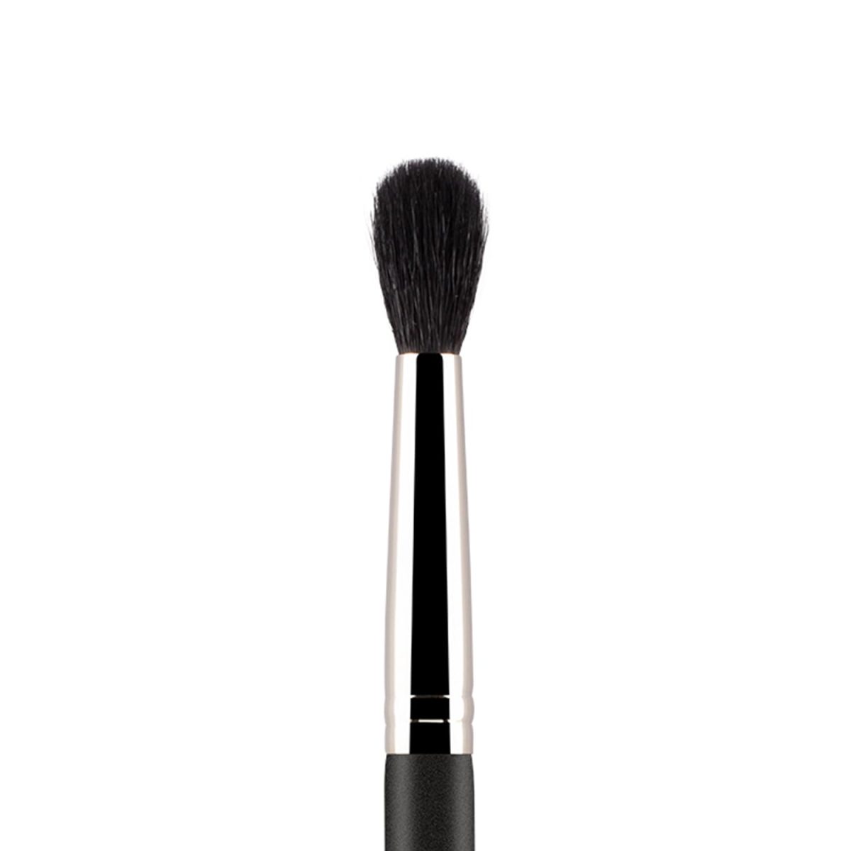 PAC Eyeshadow Brush 104 - Image 2
