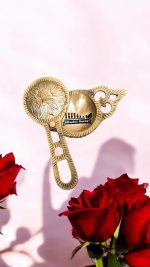 Blissful Decor Brass Kajrota Kajal Dani,Brass kajal Pati Storage Unit Handmade traditional Kajrota kajol kohl box Kajallata Kajaldani for New Born Baby - Gold, 13 x 5 x 2 Centimeters small - Image 2
