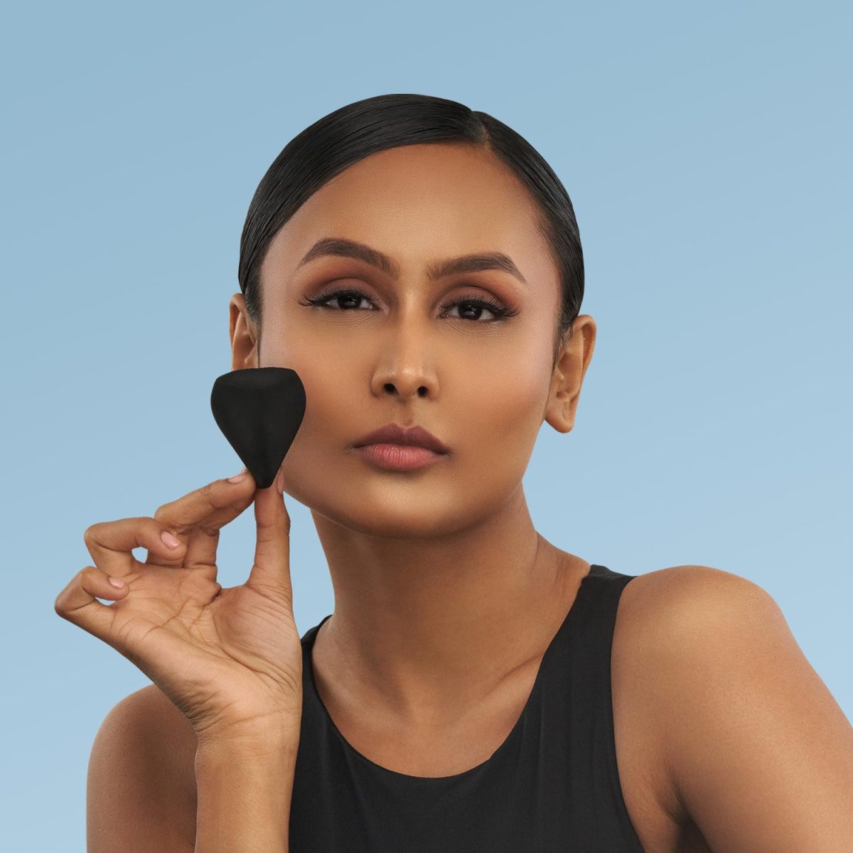 PAC Aeroblend Makeup Blender - Image 2