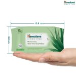Himalaya Moisturising Aloe Vera Facial Wipes, 25 Count - Image 7