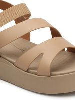 Carlton London women's Elastic Strap Flatform Sandals - Image 5