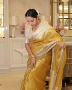 Women's Glory Womens Kanjivaram Banarasi Silk Saree Blend Woven Zari with Jacquard Woven Unstitched Blouse Piece. - Image 3
