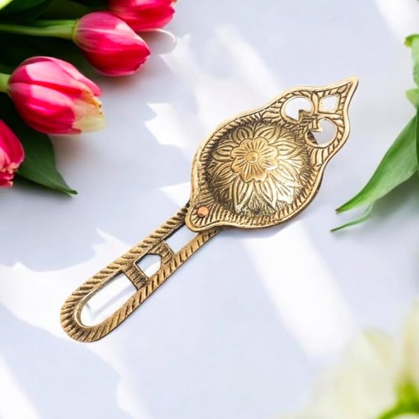 Blissful Decor Brass Kajrota Kajal Dani,Brass kajal Pati Storage Unit Handmade traditional Kajrota kajol kohl box Kajallata Kajaldani for New Born Baby - Gold, 13 x 5 x 2 Centimeters small