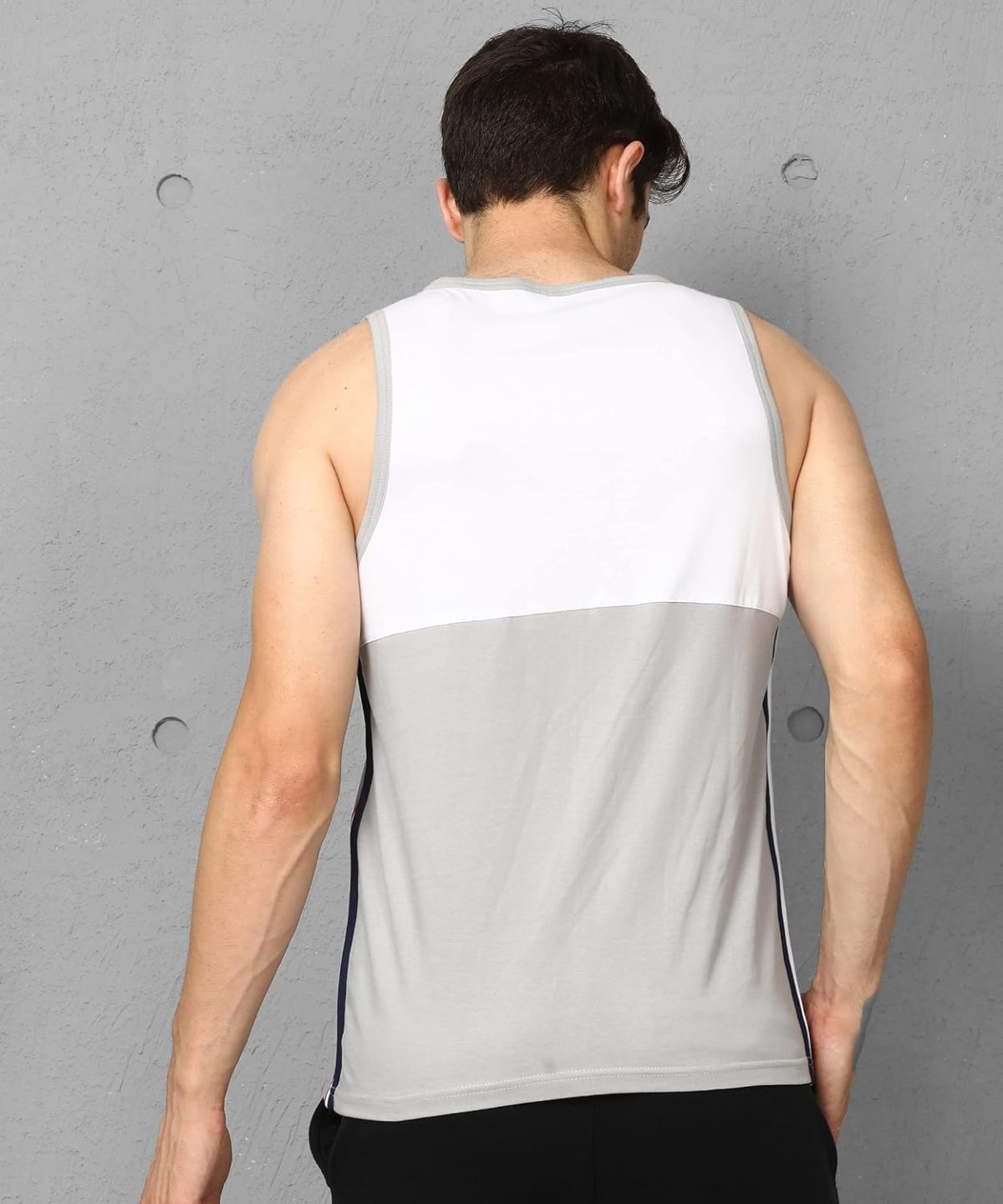 Alan Jones Clothing Men's Cotton Colorblocked Sleeveless Regular Fit T-Shirt - Image 4