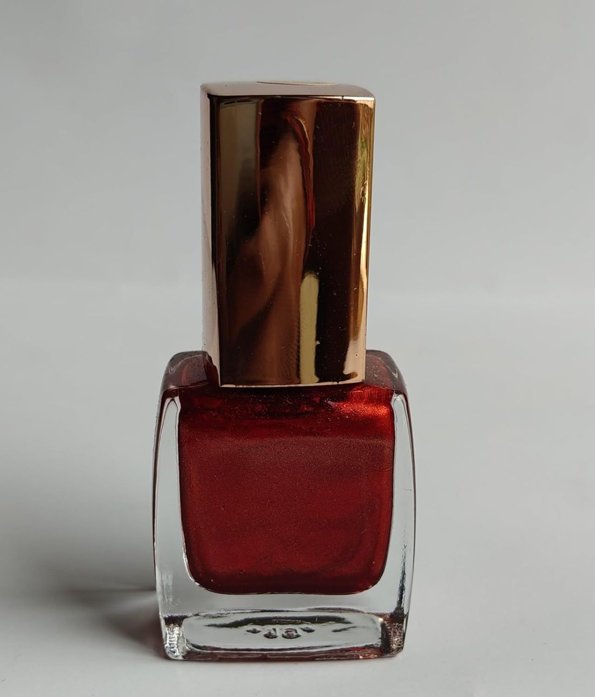 Red4 Nail Paint | Metallic Teel with Vagag Quick Dry Formula | One Stroke Coverage | No UV Damage (Red) - Image 2