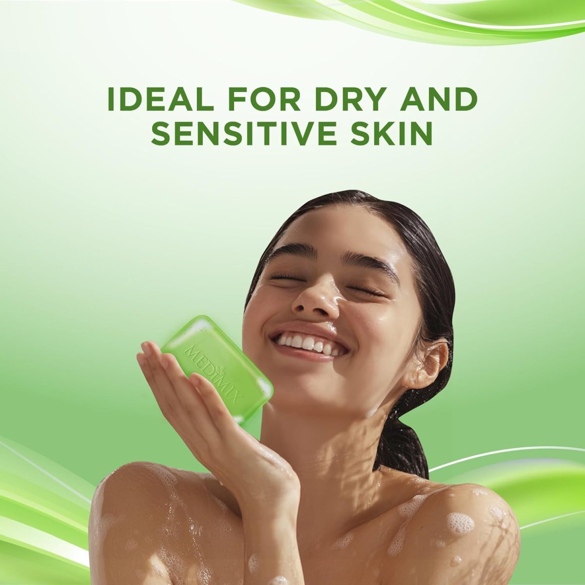 Medimix Transparent Ayurvedic Traditionally Made Bathing Bar Soap 125g (Pack of 4) | Infused with Glycerine and Lakshadi Oil | Effective for Dry Skin - Image 4