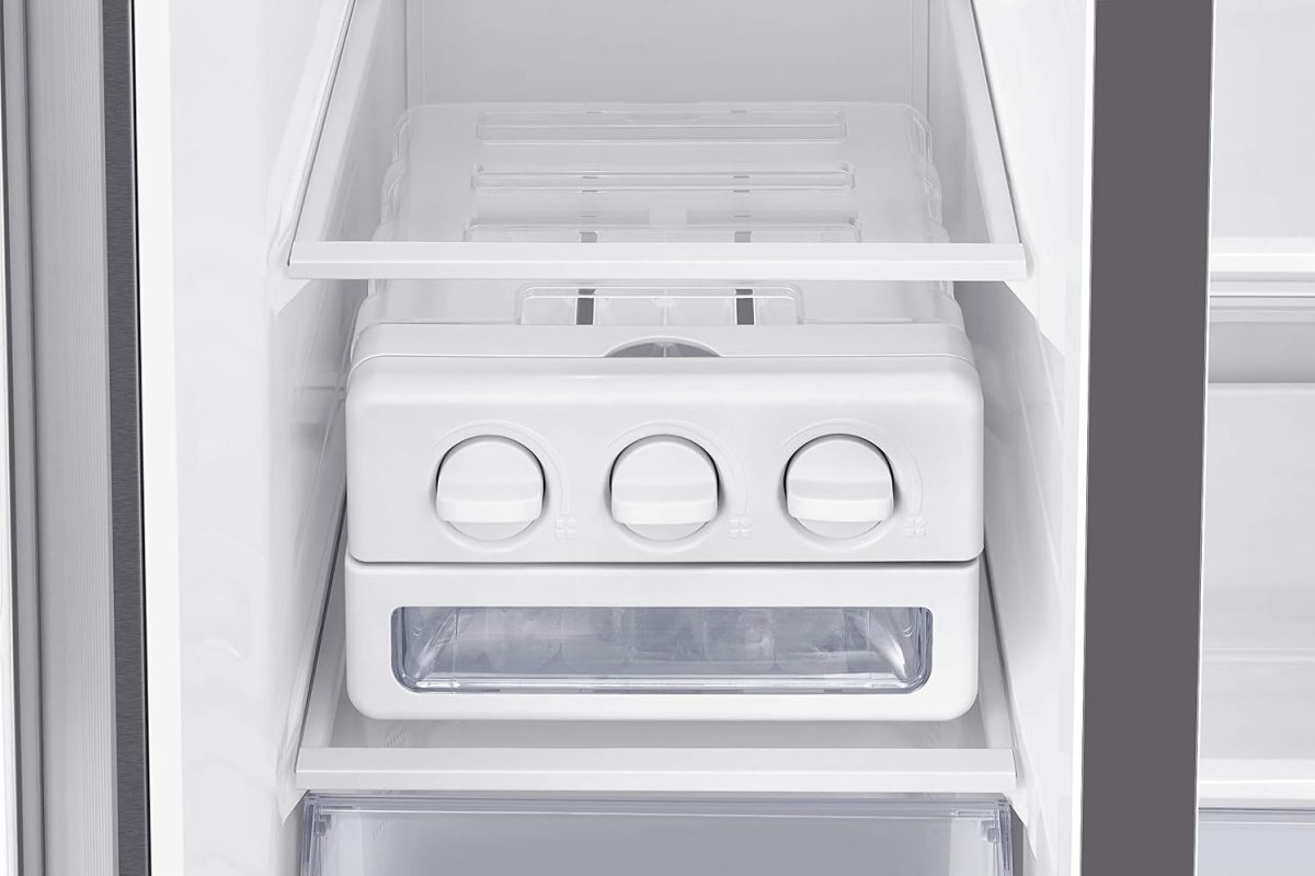 Samsung 700 L with Inverter Side-by-Side Refrigerator - Image 8
