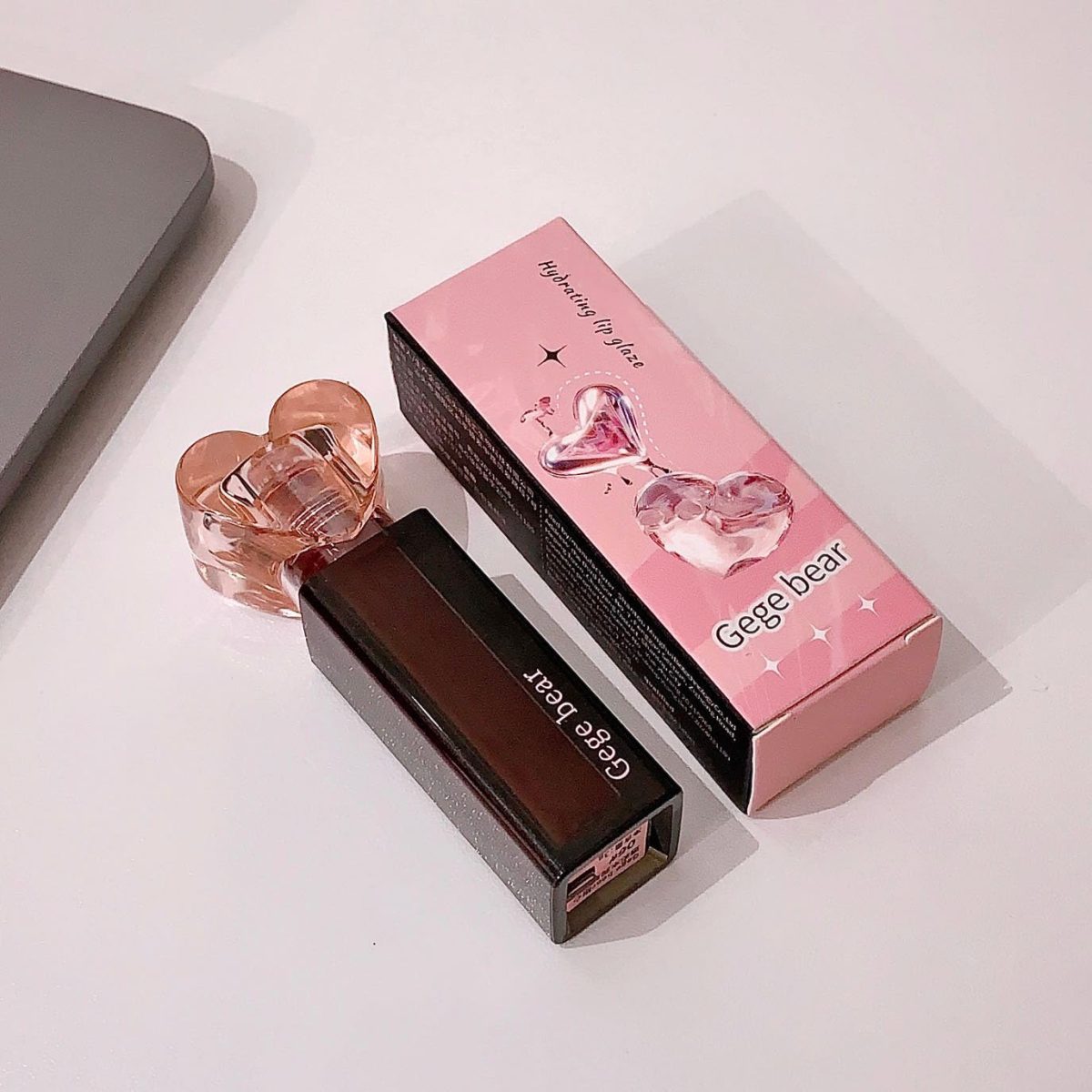 Gege Bear Sweetheart Lip Glaze | 6 Glossy Lip Colors with Heart-Shaped Cap | Korean Style Translucent Lip Gloss for Women | Lightweight Lip Tint with Moisturizing Formula | Lipstick Combo for Girls | Non-Sticky Glossy Finish (05#ROSE BLACK TEA (Rose), 3g) - Image 8