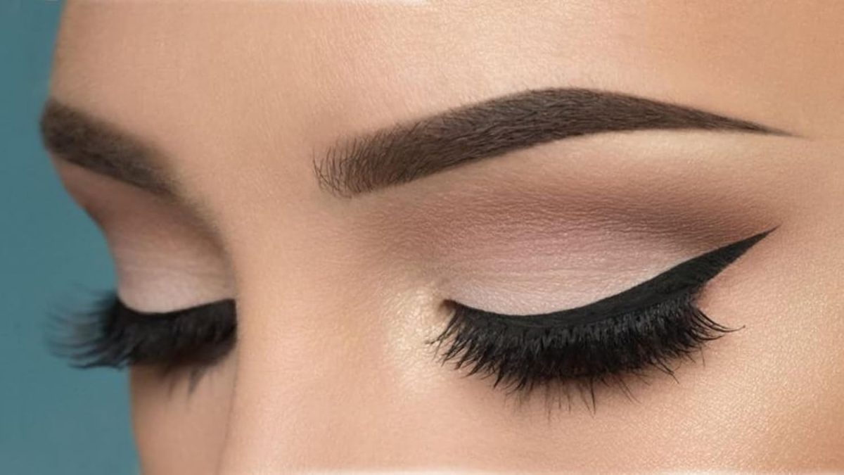 TEEN TEEN Dream Gel Kajal – Non-Transfer, Smudge-Proof & Waterproof Formula | Long-Lasting Wear with Intense Rose Gold Finish | Professional Eye Makeup for Bold Definition, Black - Image 4