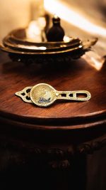 Blissful Decor Brass Kajrota Kajal Dani,Brass kajal Pati Storage Unit Handmade traditional Kajrota kajol kohl box Kajallata Kajaldani for New Born Baby - Gold, 13 x 5 x 2 Centimeters small - Image 5