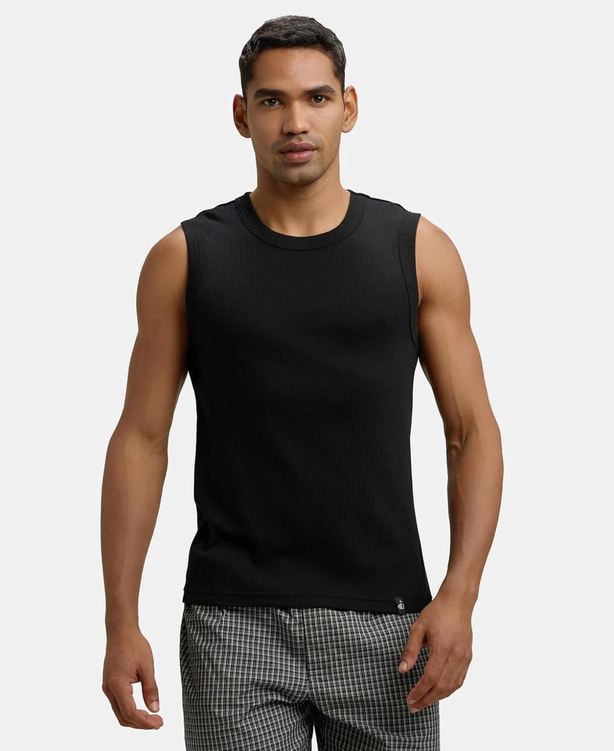 Jockey Men's Solid Regular Fit Vest - Image 2
