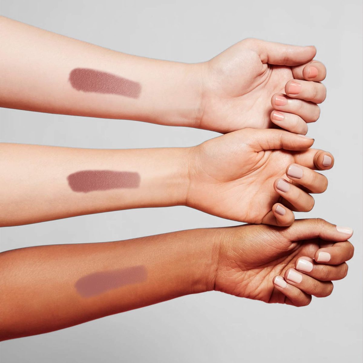 Lotus Make-Up Pure Colors Moisturising Lip Color Perky Peach | Long Lasting | Creamy Texture | 4.2g - Image 3