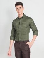 Arrow Men's Checkered Full Sleeve Slim Fit Cutaway Collar Cotton Formal Shirt - Image 5