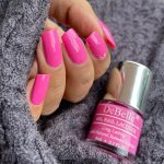 DeBelle Gel Nail Polish Gift Set of 2 Strawbery Souffle(Bubblegum Pink),Camellia Berry(Dark Mjenta) 16ml (8ml each Nail Paint) - Image 9