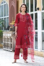VredeVogel Women's Cotton Silk Embroidered Kurta with Pant & Organza Dupatta Set - Image 2